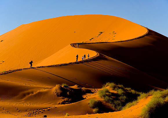 8 DAYS NAMIBIA SAND DUNES AND WILDLIFE SAFARI
