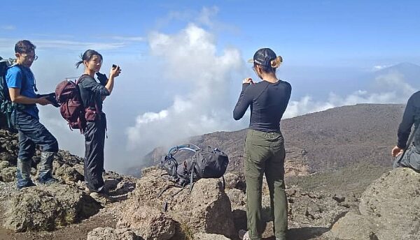 07 DAYS KILIMANJARO MOUNTAIN TREKKING VIA MACHAME ROUTE